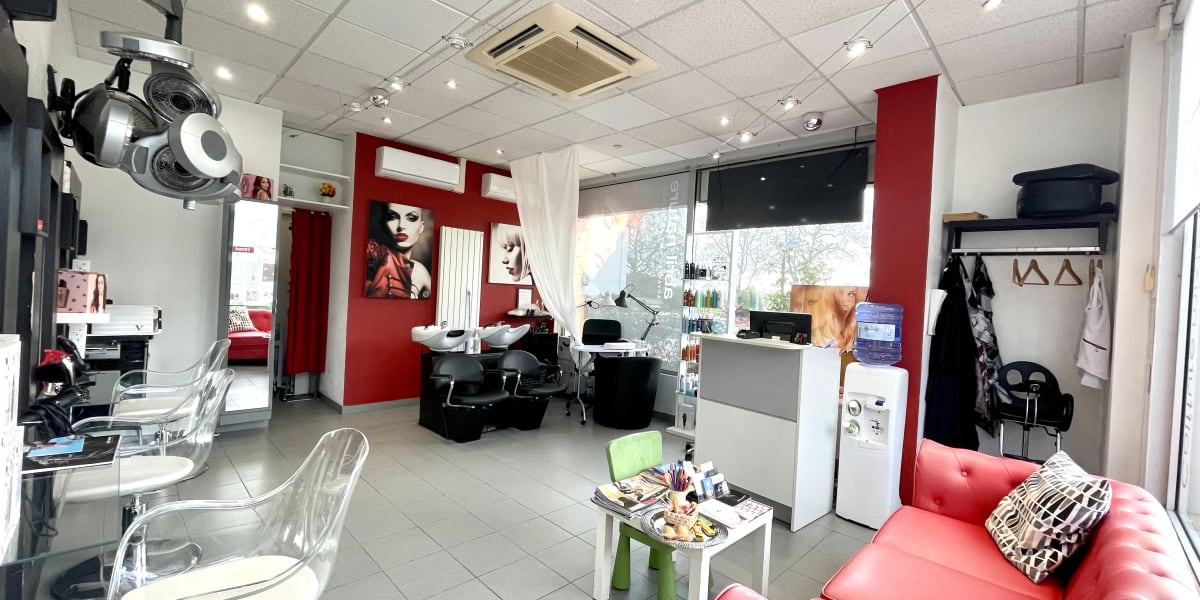 Chic’Tif - Coiffure Nantes - Photo de couverture - OneBooking