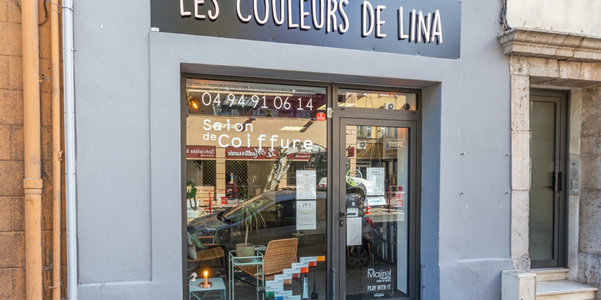 Les couleurs de Lina - Coiffure Hyères - Photo de couverture - OneBooking