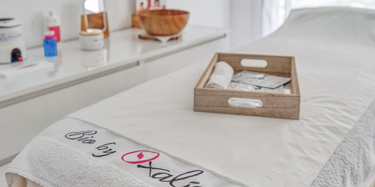 Jenny's Beauty - Sourcils & cils Pessac - Photo de couverture - OneBooking