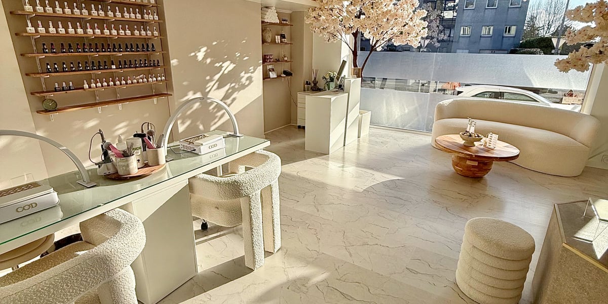 Lloren’s Esthétique 2nd - Onglerie Le Mans - Photo de couverture - OneBooking