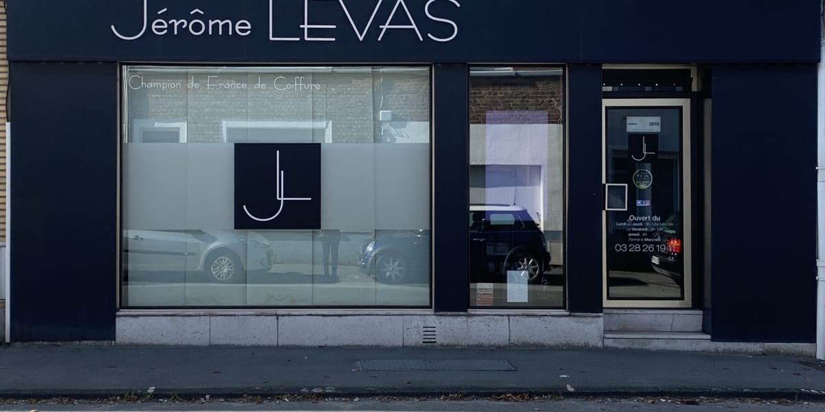 Jérôme LEVAS - Coiffure Téteghem - Photo de couverture - OneBooking