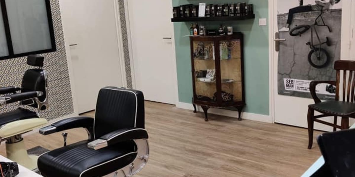 Atelier K - Scotto di Cesare - Sourcils & cils Vannes - Photo de couverture - OneBooking