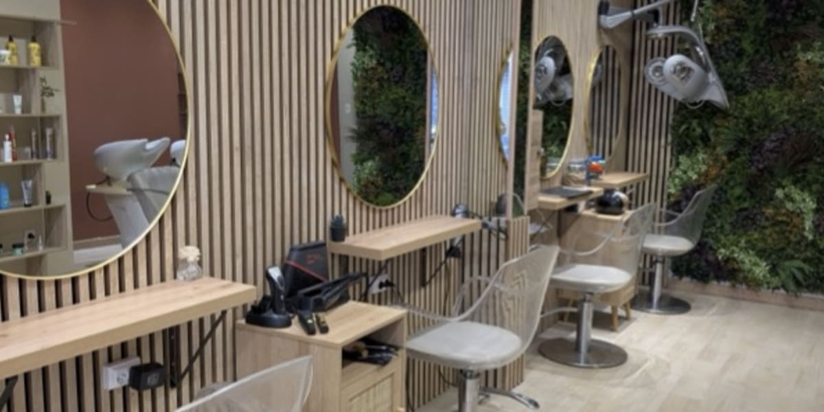 Coté Salon - Le Mourillon - Coiffure Toulon - Photo de couverture - OneBooking