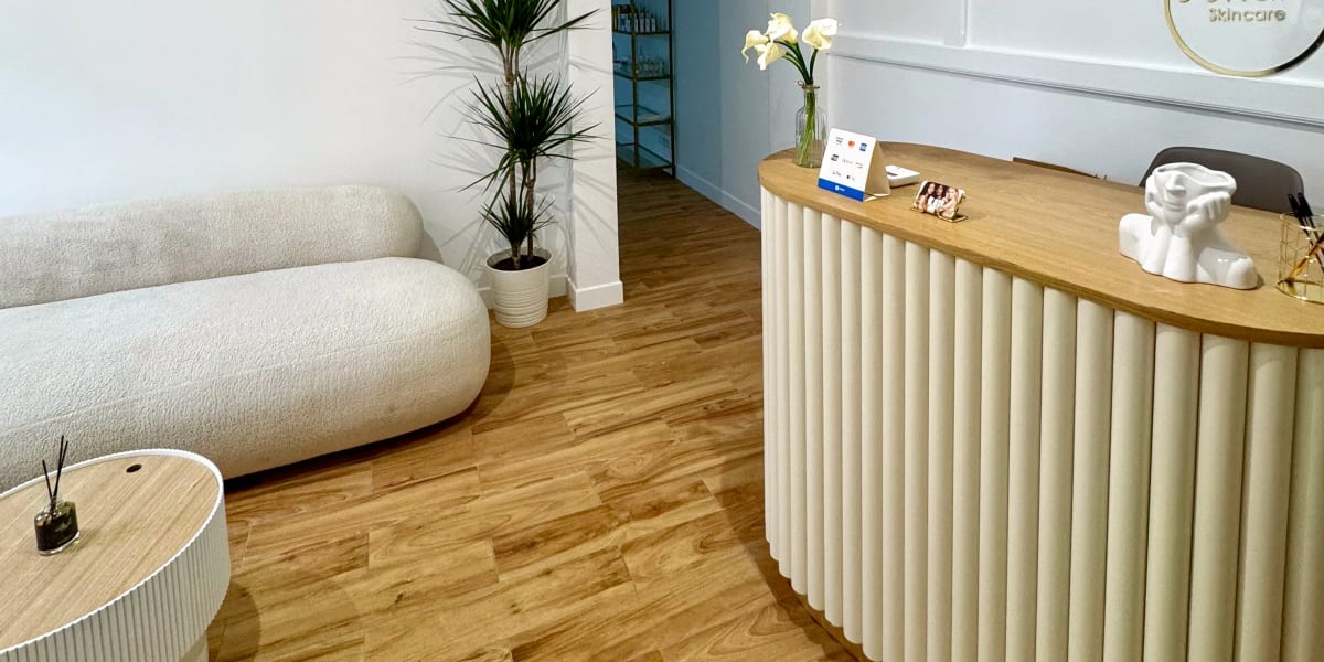 B-Otyskin Skincare - Sourcils & cils Ivry-sur-Seine - Photo de couverture - OneBooking