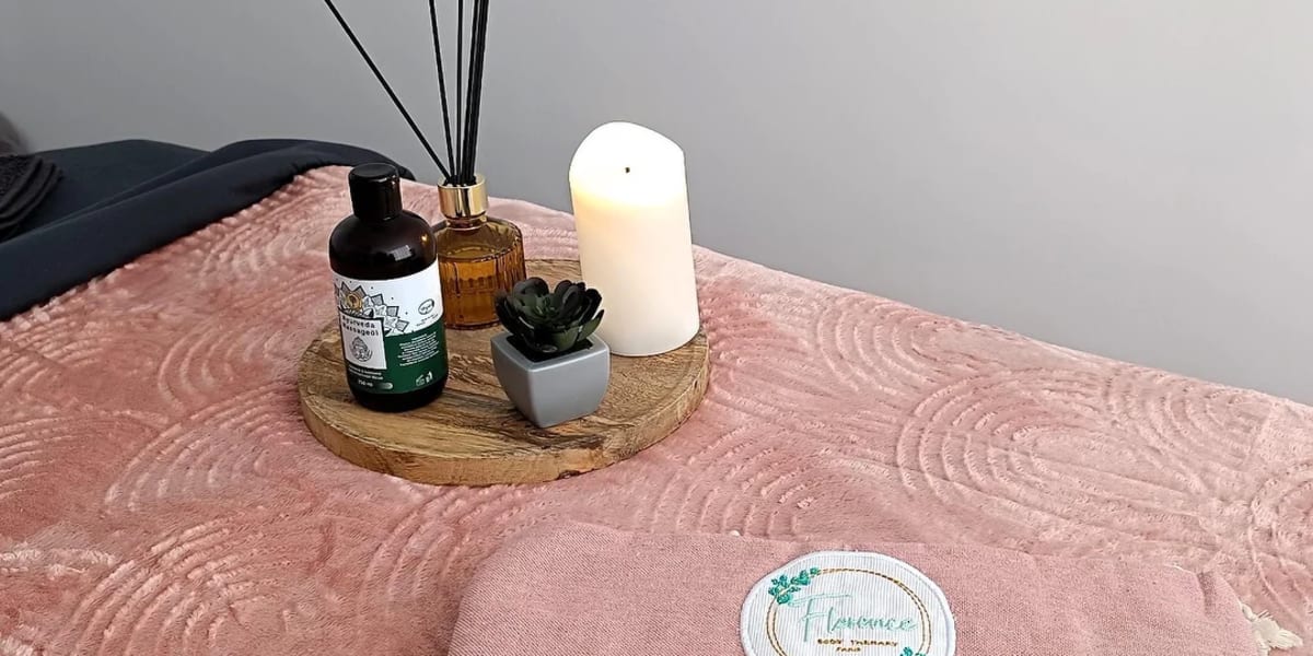 Florence Body Therapy - Sourcils & cils Rueil-Malmaison - Photo de couverture - OneBooking