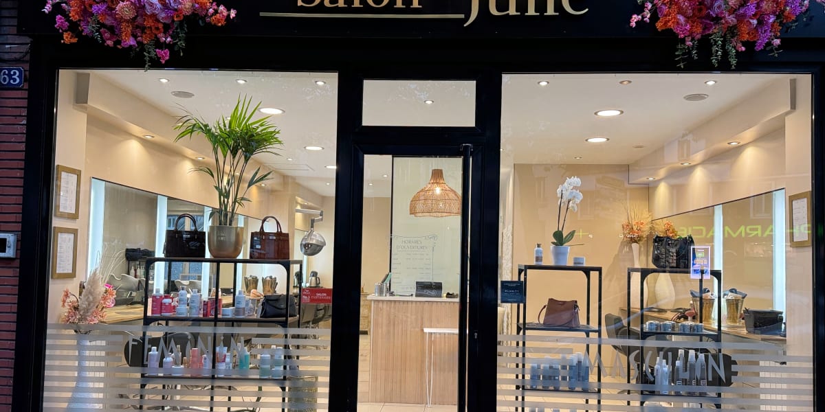 Au salon de julie - Coiffure Le Havre - Photo de couverture - OneBooking