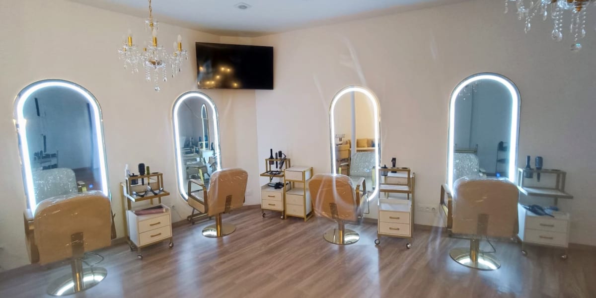 SB BEAUTY - Coiffure Montpellier - Photo de couverture - OneBooking