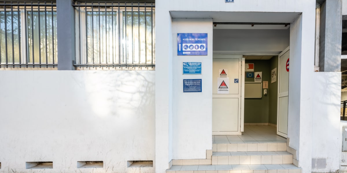 Lycée Saint-Vincent-de-Paul - Institut de beauté Saint-Denis - Photo de couverture - OneBooking