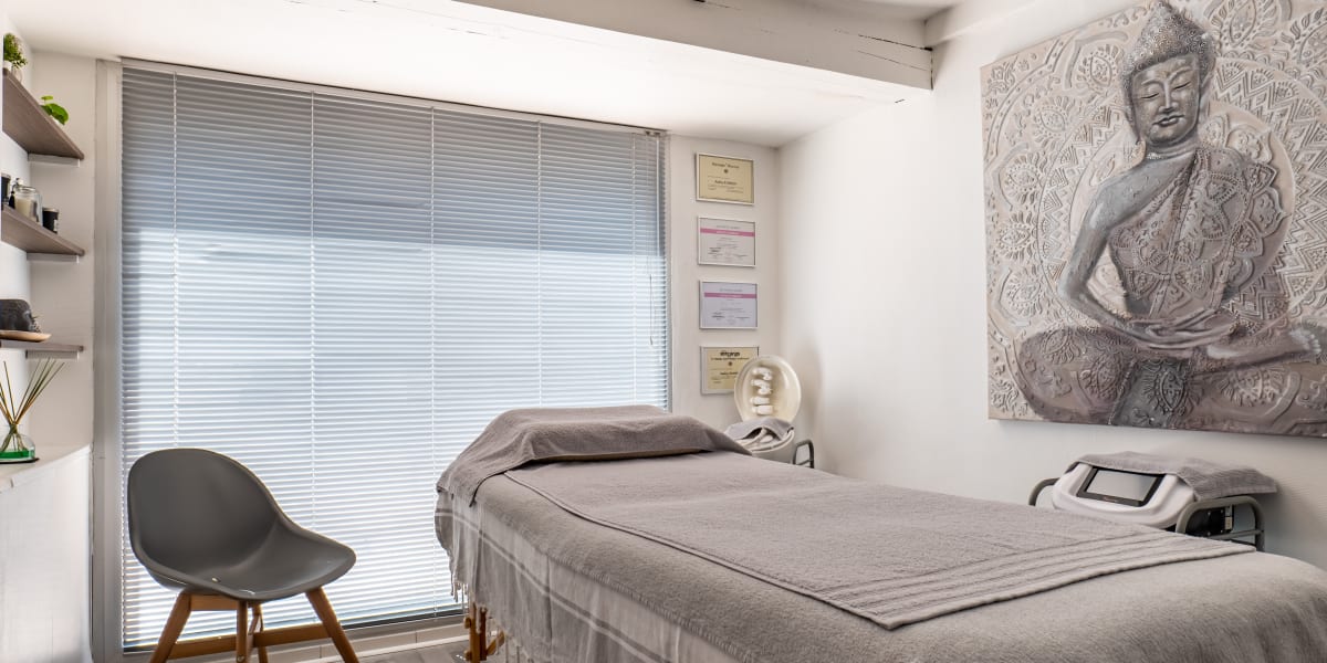 De l’Or dans les Mains - Massage Marignane - Photo de couverture - OneBooking