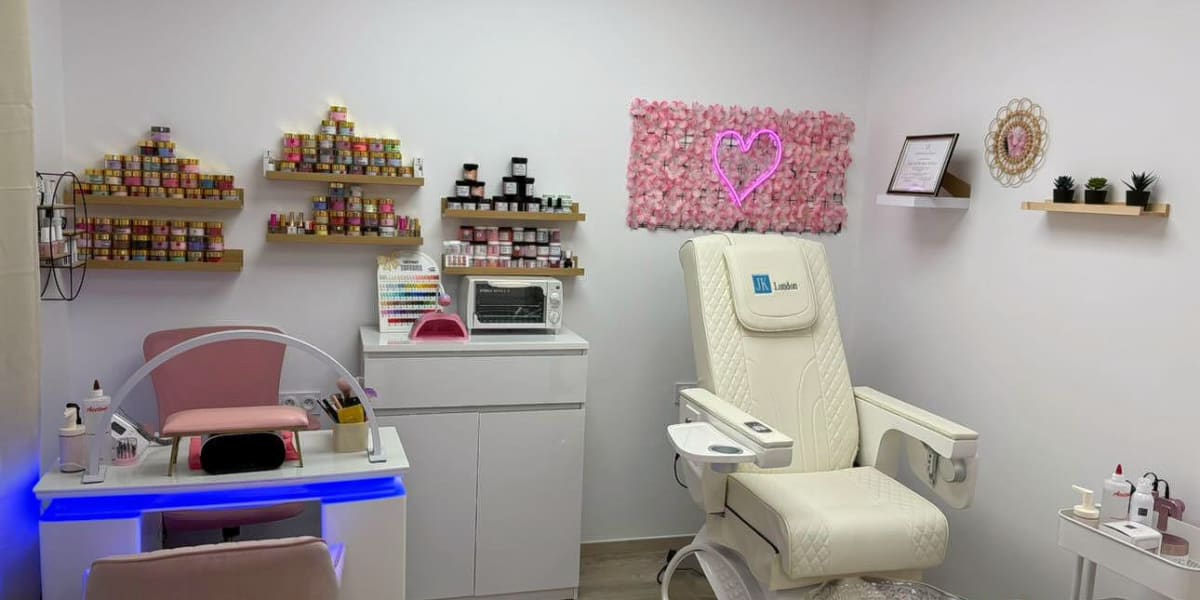 Nana Nails - Onglerie Aix-les-Bains - Photo de couverture - OneBooking