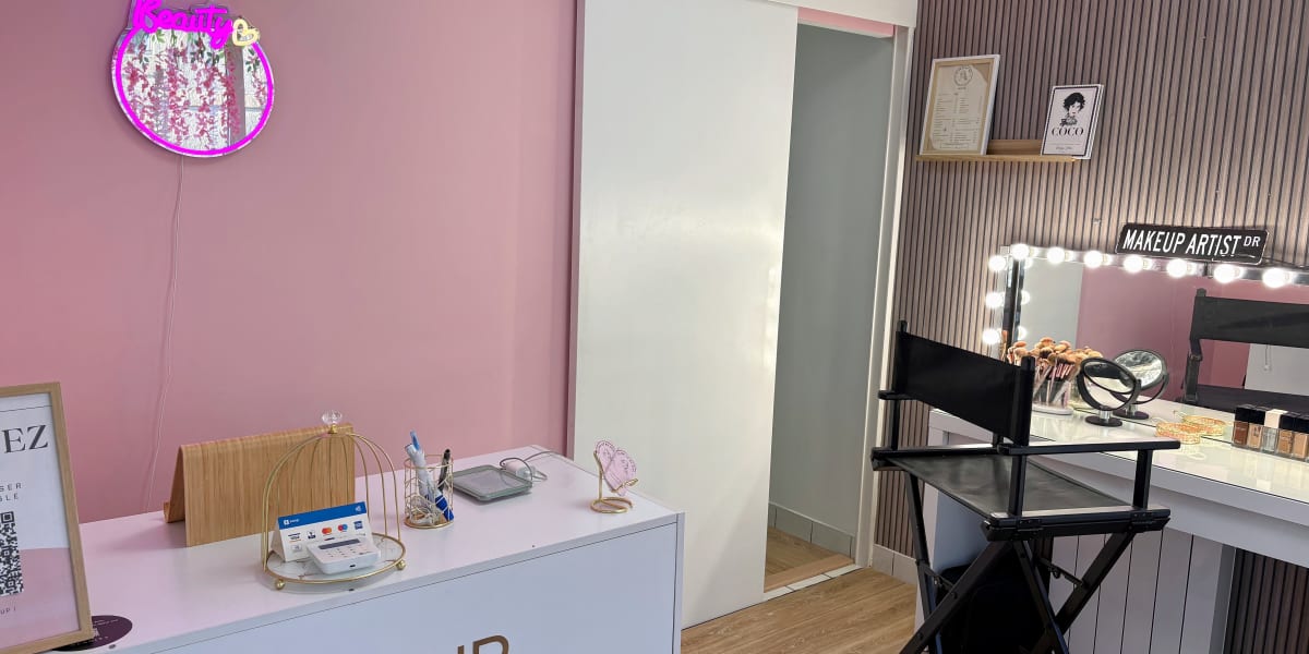 Glow up by mel - Institut de beauté Lannion - Photo de couverture - OneBooking
