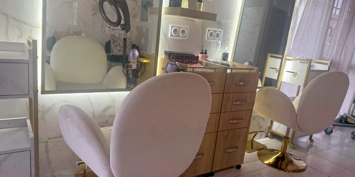 Zineb beauté - Coiffure Montpellier - Photo de couverture - OneBooking
