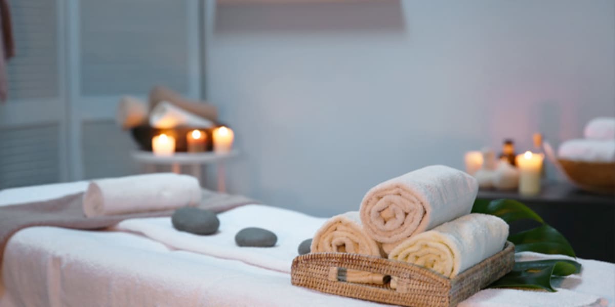 Justepour'elle - Massage Vitrolles - Photo de couverture - OneBooking
