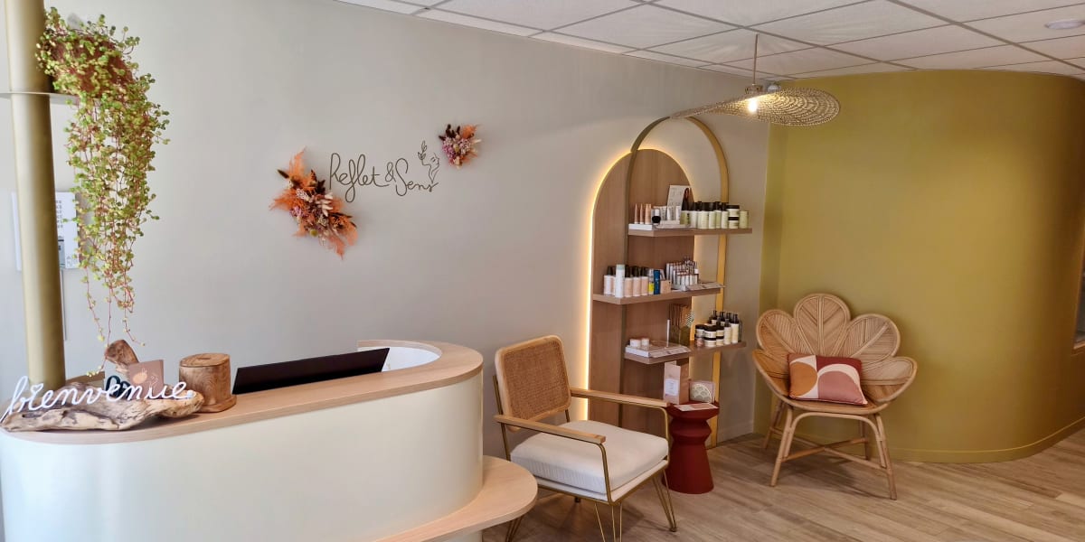 Reflet & Sens - Coiffure Saint-Hilaire-de-Riez - Photo de couverture - OneBooking