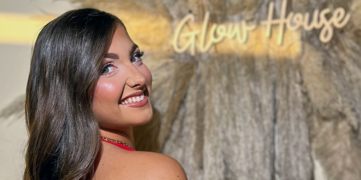 Glow House - Onglerie Mérignac - Photo de couverture - OneBooking