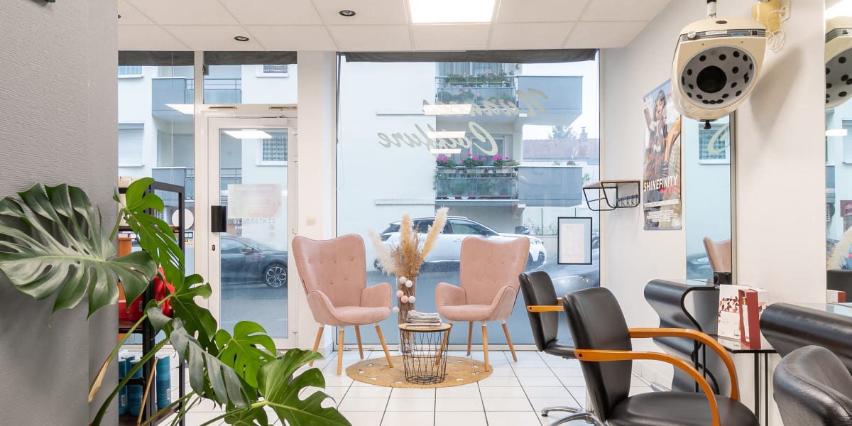 Nuances Coiffure - Coiffure Joué-lès-Tours - Photo de couverture - OneBooking