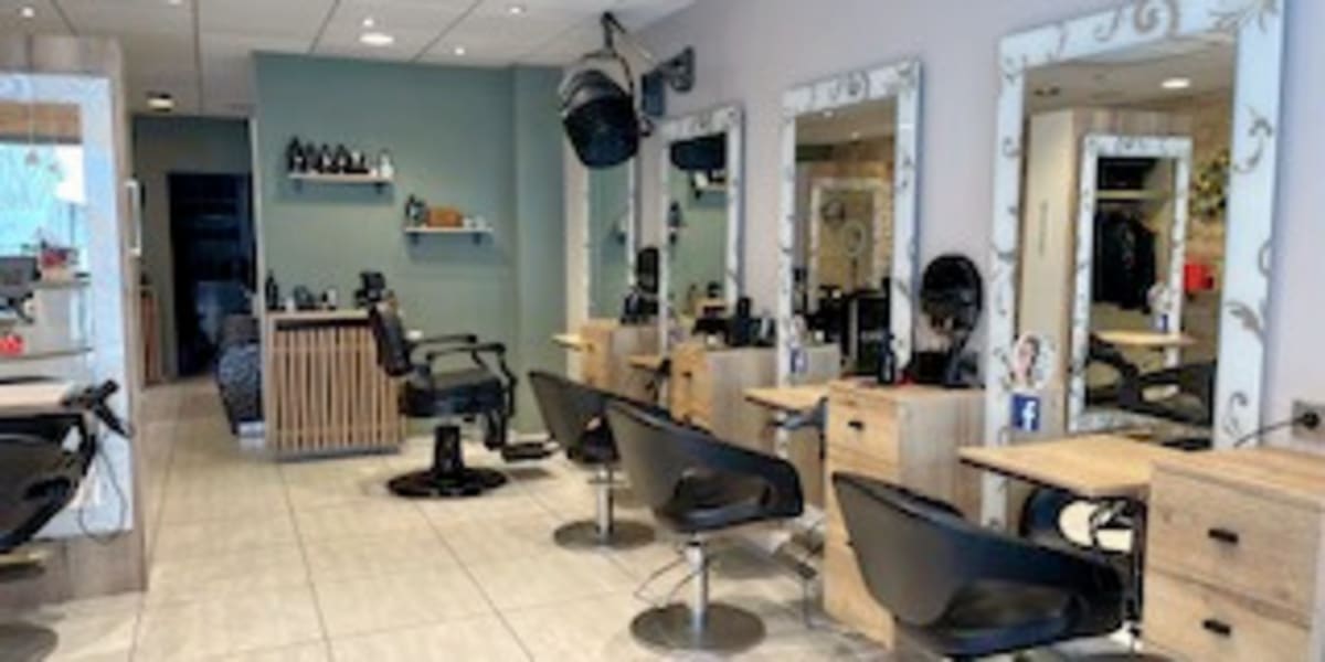 Le petit salon byChloé - Coiffure Frangy - Photo de couverture - OneBooking