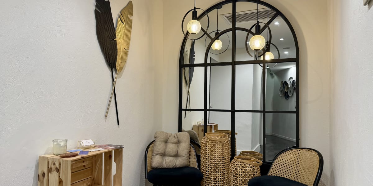 Terra Brasilys - Soin intuitif et sur-mesure - Coiffure Le Cannet - Photo de couverture - OneBooking
