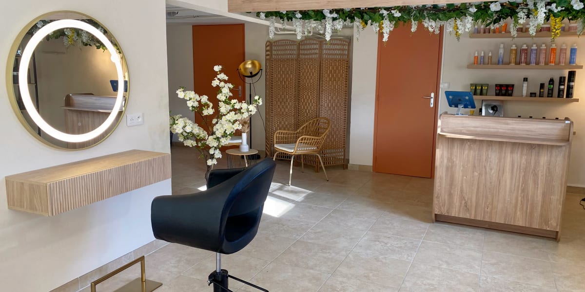 Chloé Dosne - Maison de coiffure - Coiffure Châtillon-sur-Seine - Photo de couverture - OneBooking