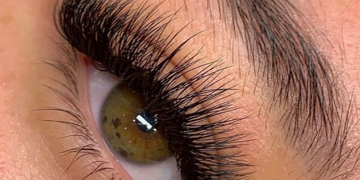 Extensions de cils by arbia secret - Institut de beauté Agen - Photo de couverture - OneBooking