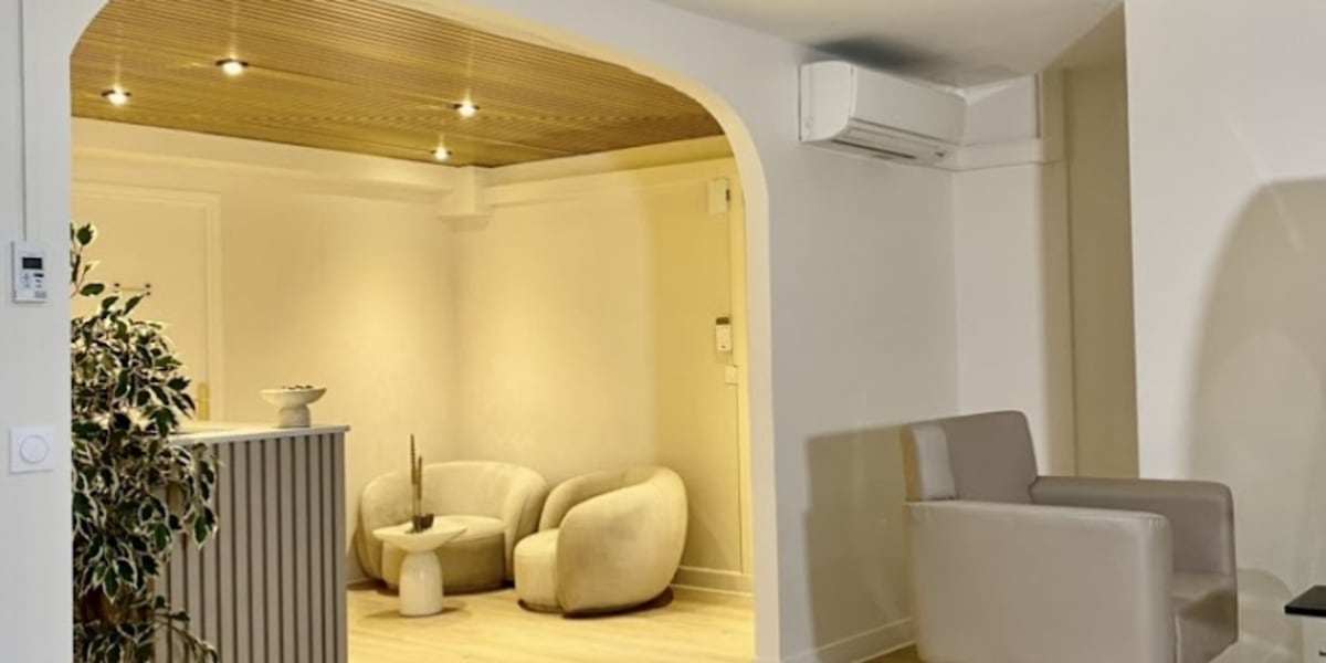 AZZA STUDIO - Sourcils & cils Nanterre - Photo de couverture - OneBooking