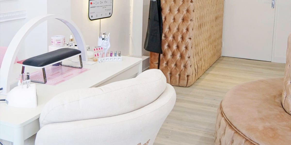 Institut JOLIES FILLES - Institut de beauté Toulon - Photo de couverture - OneBooking