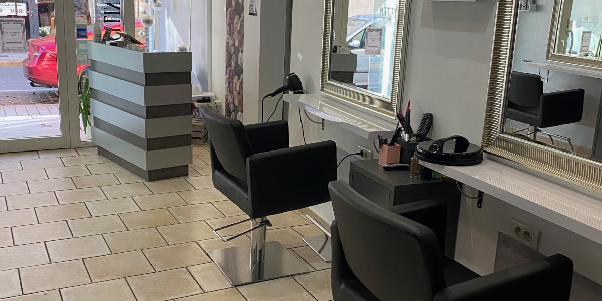 Tombez pour el - Coiffure Marignane - Photo de couverture - OneBooking