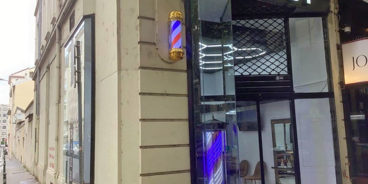 Ghost Barber - Barbier Lyon - Photo de couverture - OneBooking