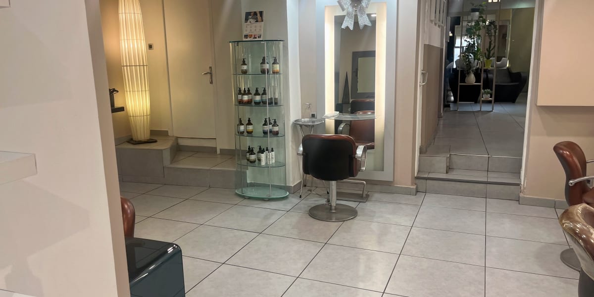 Frederic Galano - Coiffure Nîmes - Photo de couverture - OneBooking