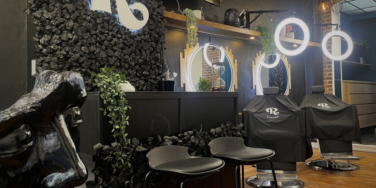 R House Treille - Coiffure Lille - Photo de couverture - OneBooking