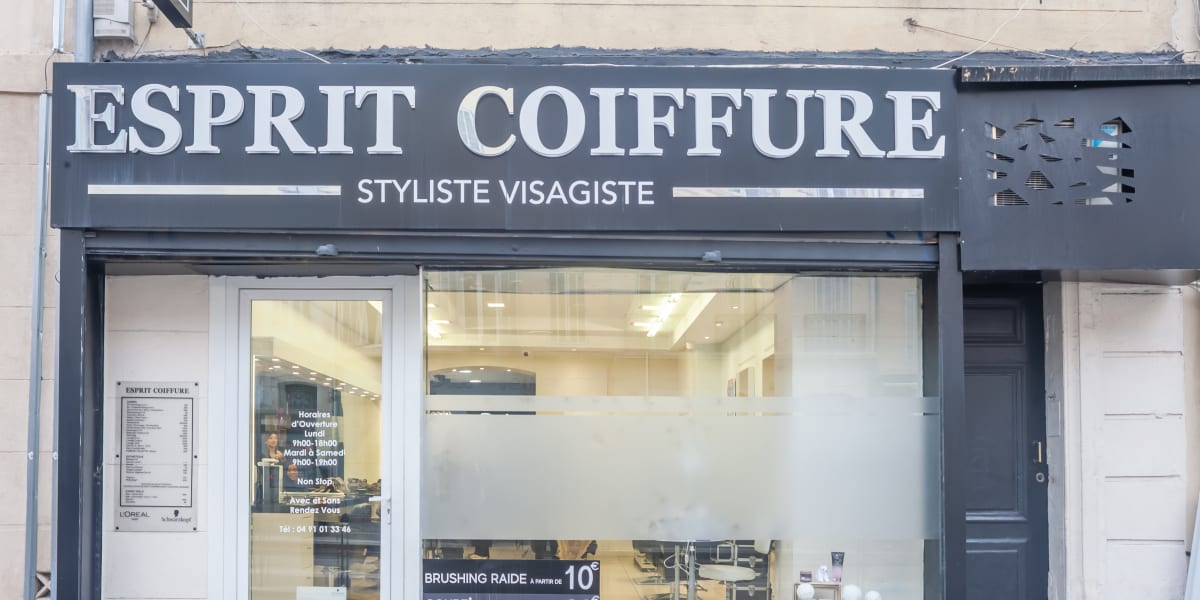 Esprit Coiffure - Coiffure Marseille - Photo de couverture - OneBooking