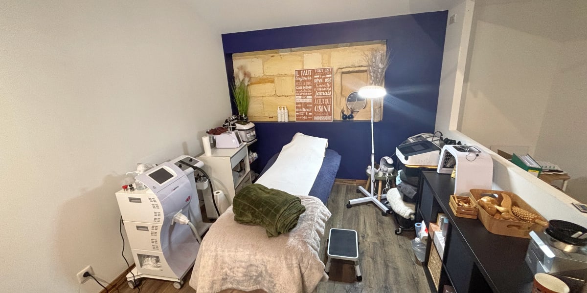 My Body by Laury - Institut de beauté Saint-André-de-Cubzac - Photo de couverture - OneBooking