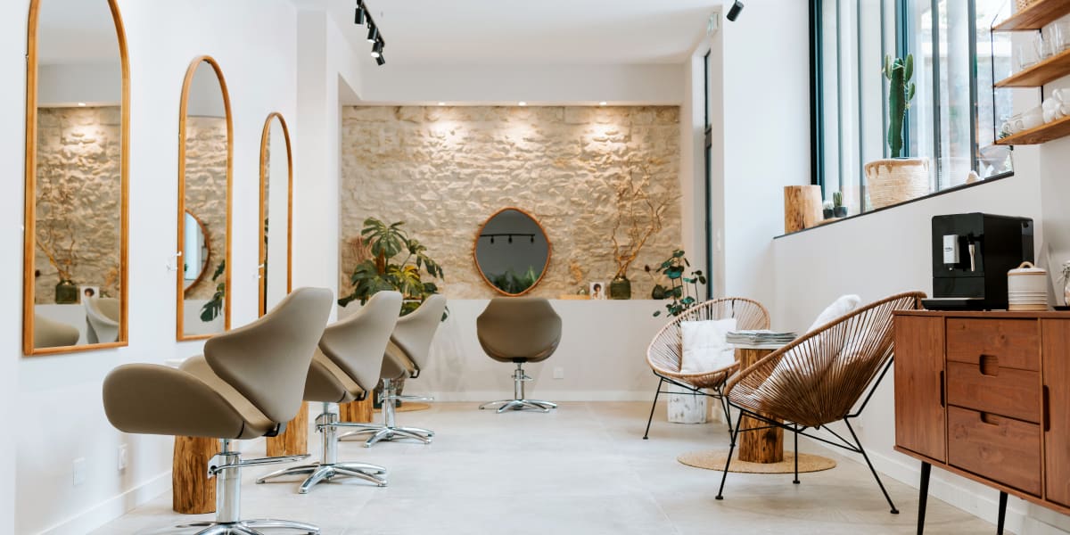 Maison M - Coiffure Castres - Photo de couverture - OneBooking
