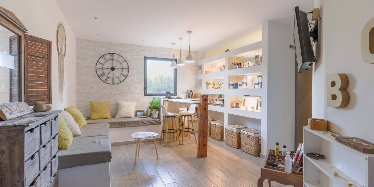 Institut Boté - Saint Isidore - Sourcils & cils Nice - Photo de couverture - OneBooking