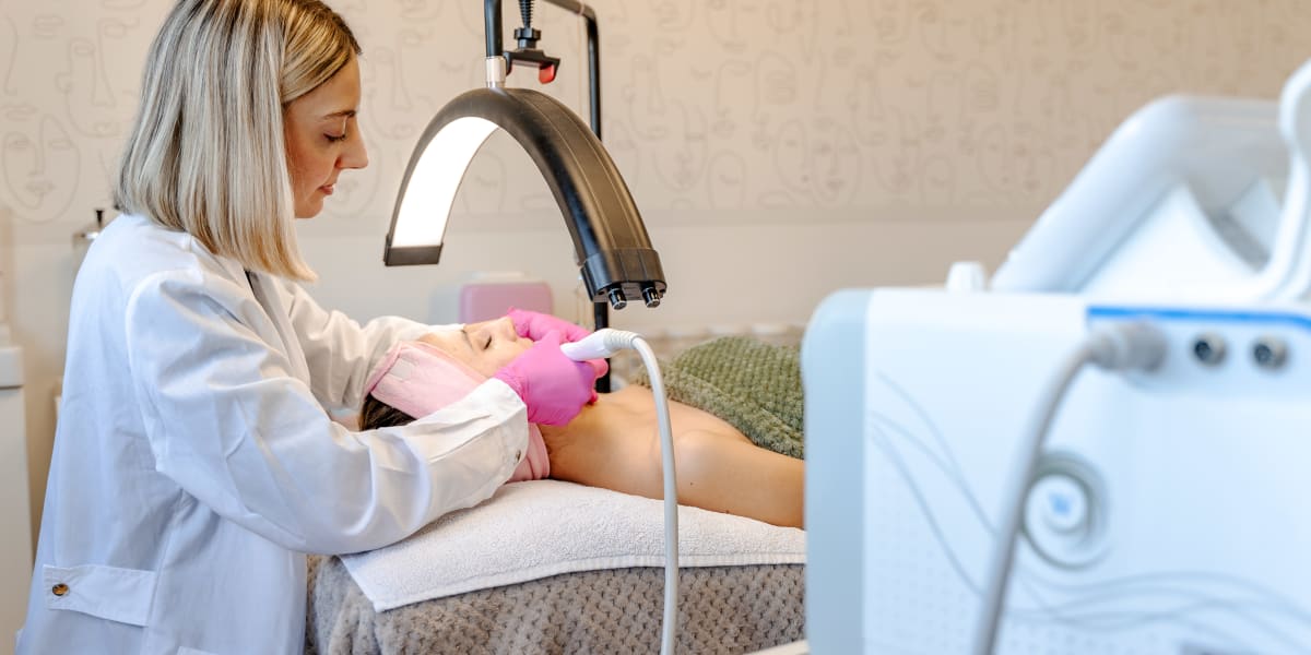 Tech Care Of U - Massage Montpellier - Photo de couverture - OneBooking