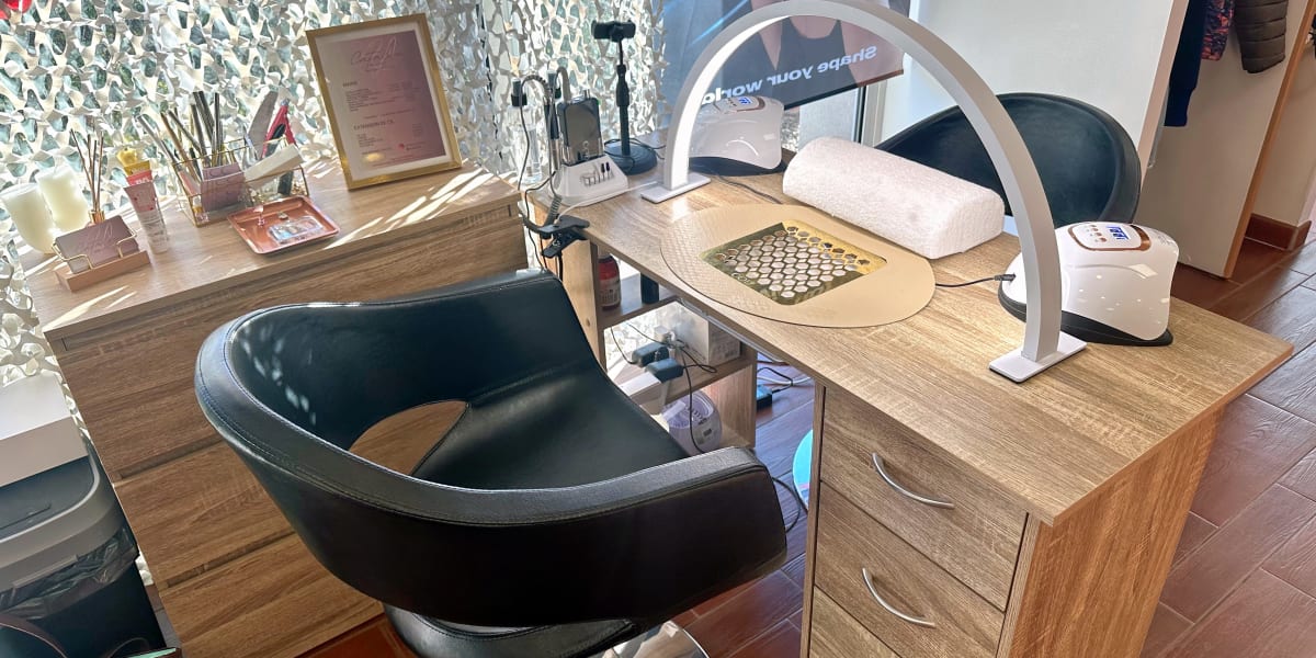 Catalou Nails Art (Chez Jacques BANA) - Onglerie Saint-Mitre-les-Remparts - Photo de couverture - OneBooking