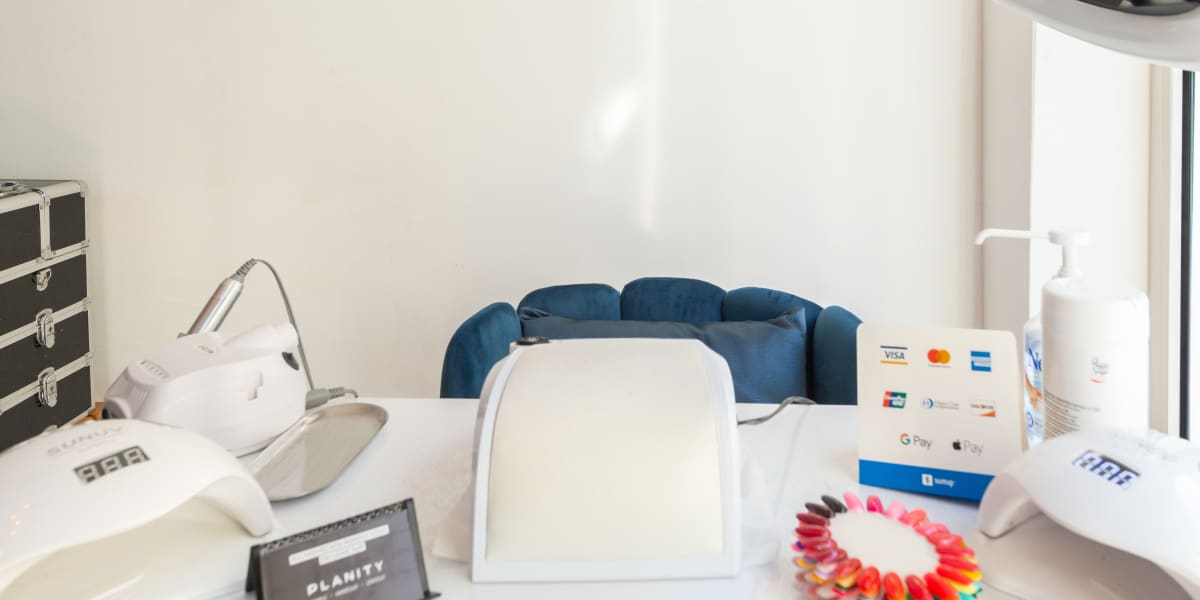 Si Beauty - Sourcils & cils Nice - Photo de couverture - OneBooking