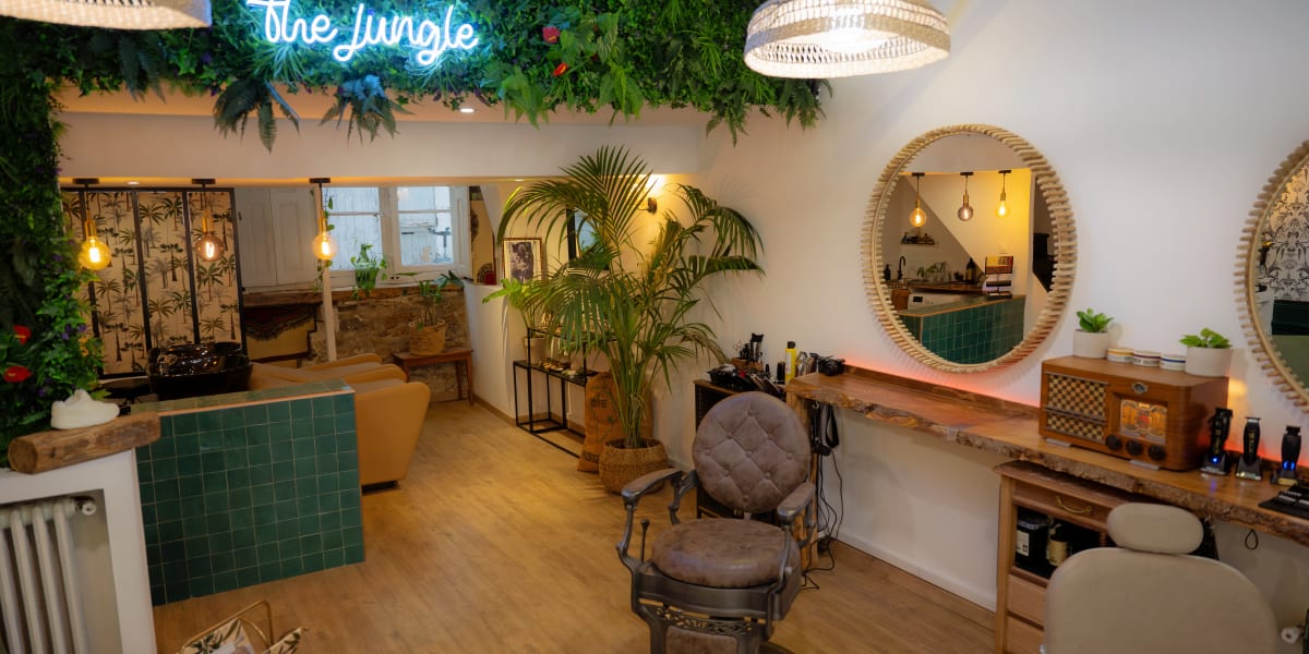 Jungle Groom - Coiffure Lyon - Photo de couverture - OneBooking