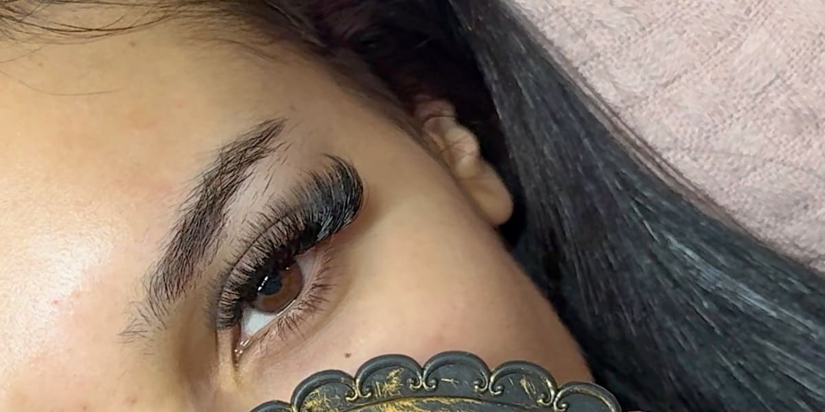 Lovely Lashes - Institut de beauté Nîmes - Photo de couverture - OneBooking