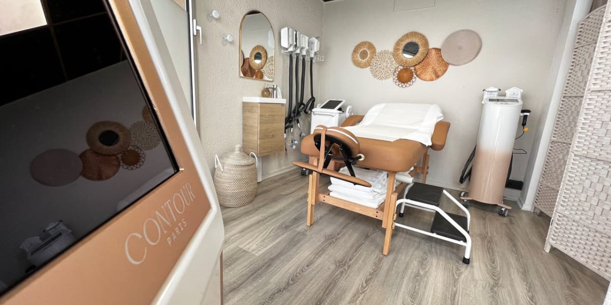 Le Paradis du Soin - Sourcils & cils Martigues - Photo de couverture - OneBooking