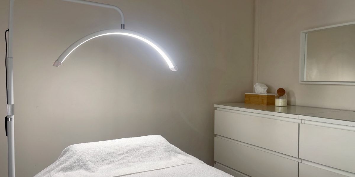 Holiskin / Essence’Elle - Institut de beauté Châtellerault - Photo de couverture - OneBooking