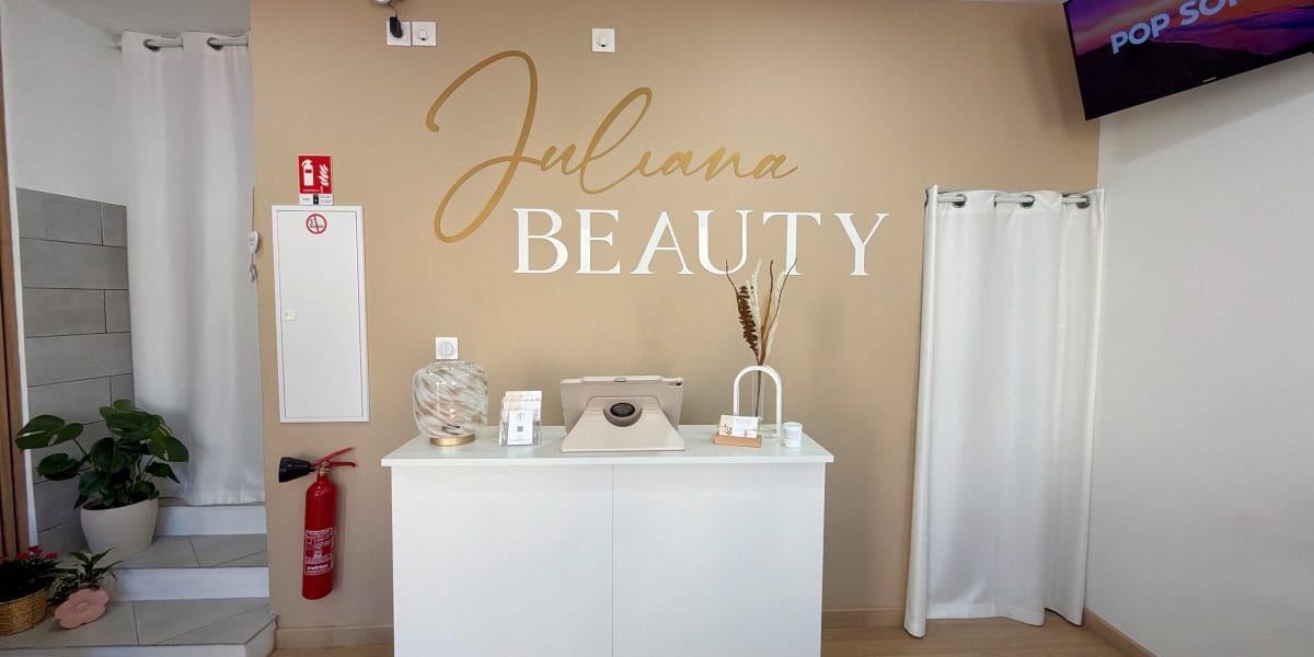 Chez JuBeauty - Onglerie Trets - Photo de couverture - OneBooking