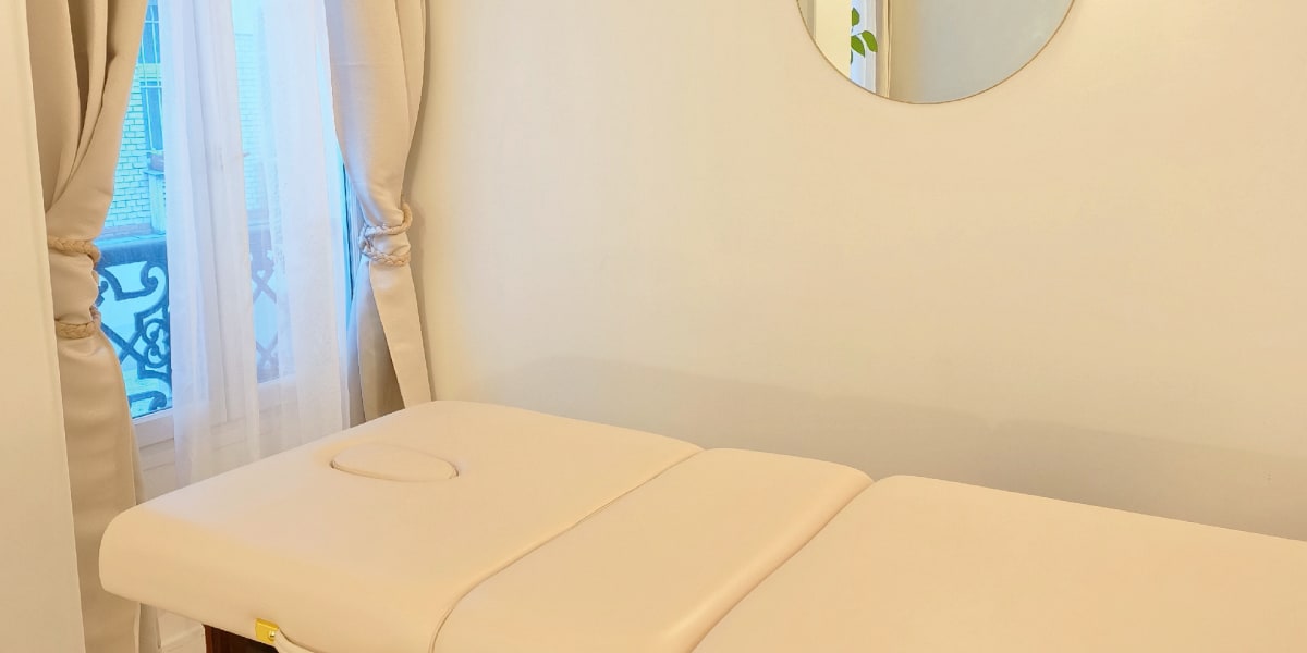 Noverah Care - Barbier Paris - Photo de couverture - OneBooking