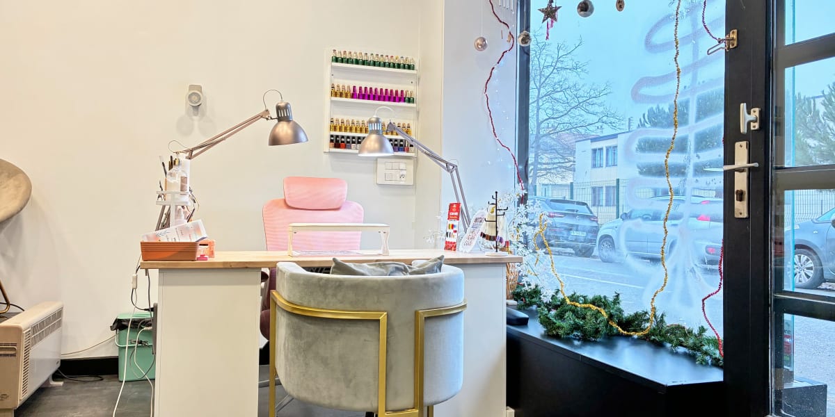 Anne nails - Onglerie Le Mans - Photo de couverture - OneBooking