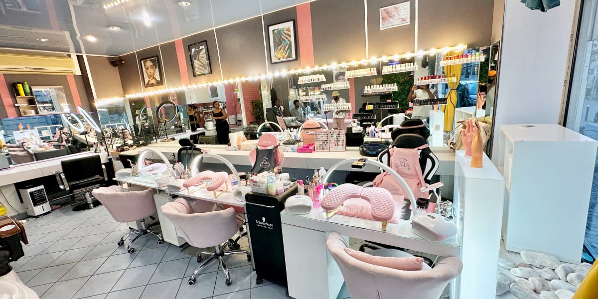 Fab’Nails - Coiffure Melun - Photo de couverture - OneBooking