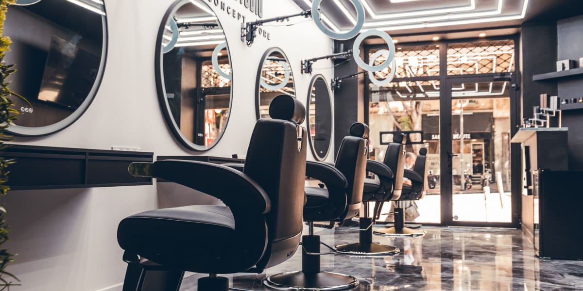 LE STUDIO CONCEPT STORE - Barbier Marseille - Photo de couverture - OneBooking