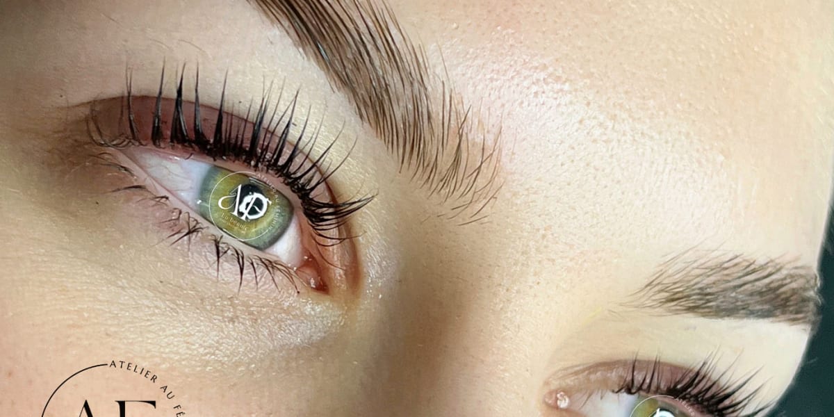 Atelier au Féminin - Sourcils & cils Asnières-sur-Seine - Photo de couverture - OneBooking