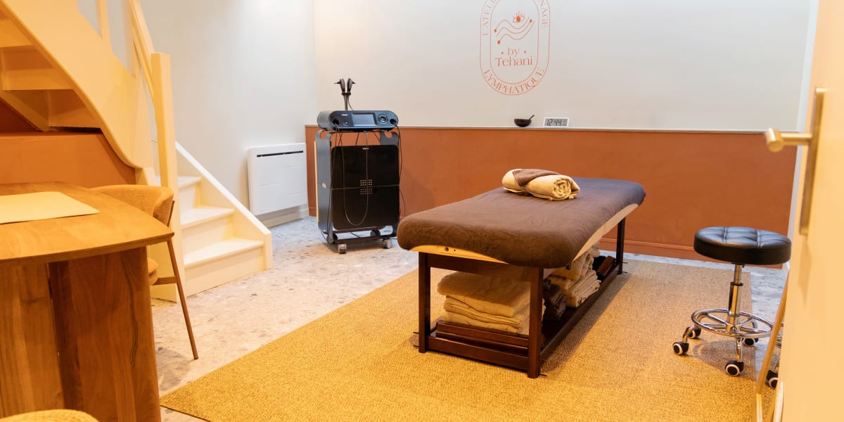 Atelier du Drainage Lymphatique by Tehani - Boulogne - Sourcils & cils Boulogne-Billancourt - Photo de couverture - OneBooking