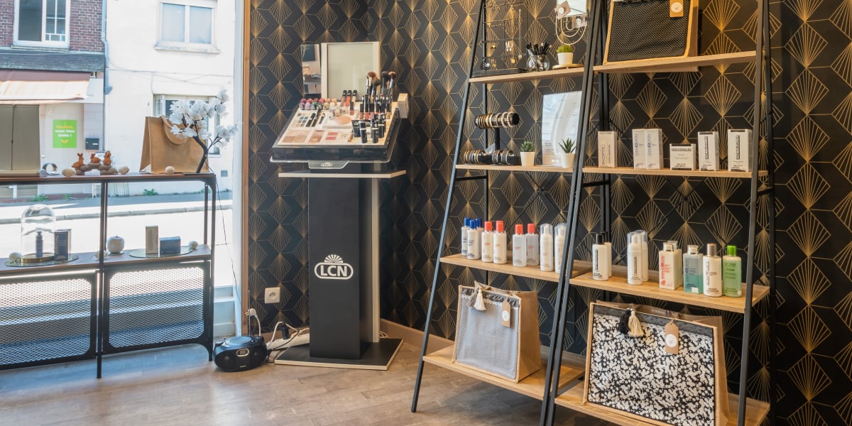 MBeauty - Onglerie Rouen - Photo de couverture - OneBooking