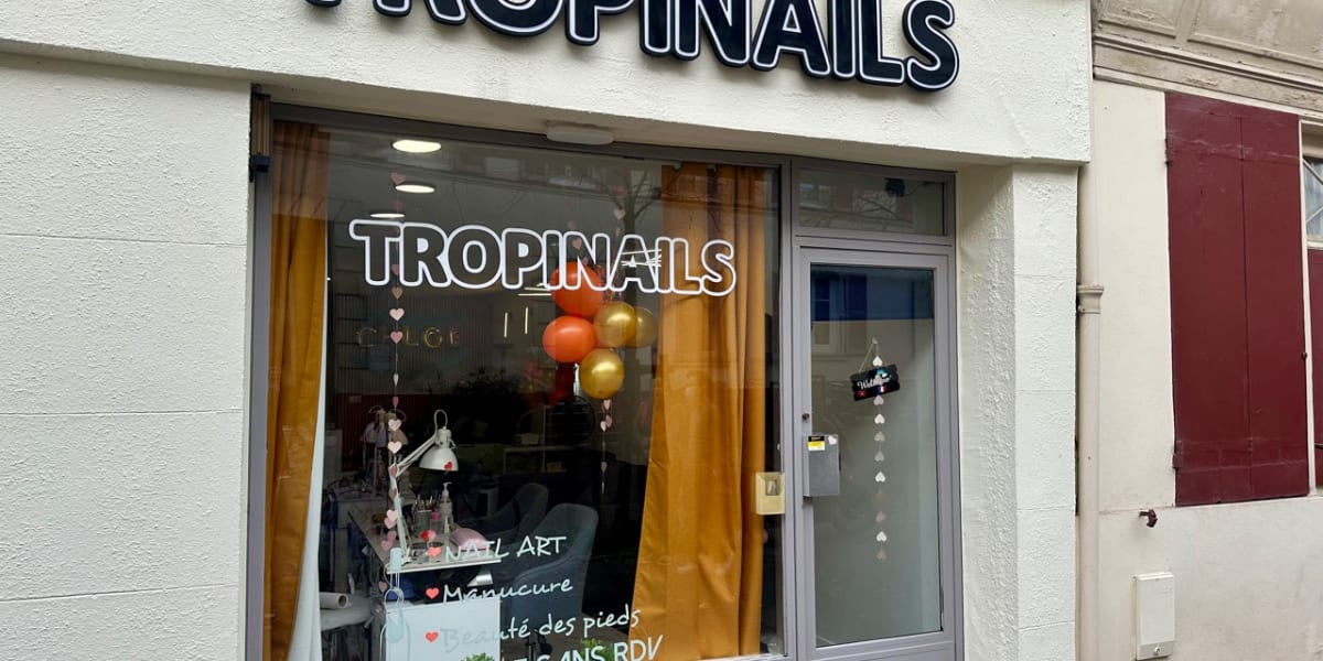V Chloé Nails - Onglerie Rueil-Malmaison - Photo de couverture - OneBooking